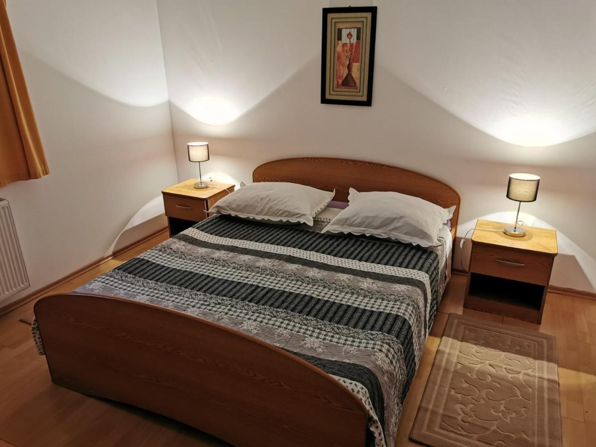 Apartmani Prova Tisno Kültér fotó